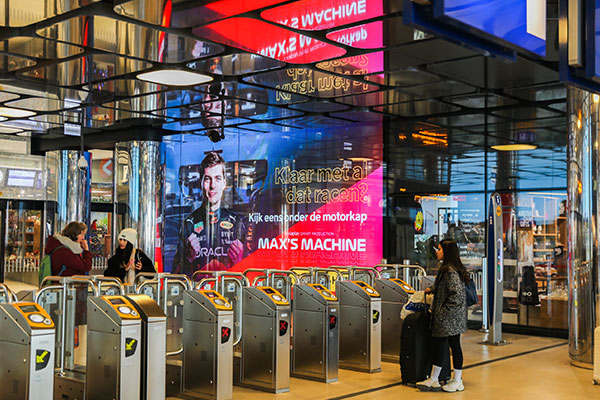 Amsterdam, Rail-station digital screens, real DOOH inventory bookable by the hour on Blindspot