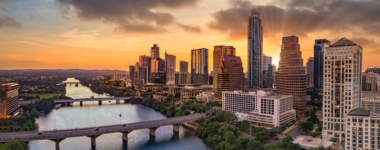 Austin, large-format DOOH inventory bookable by the hour on Blindspot
