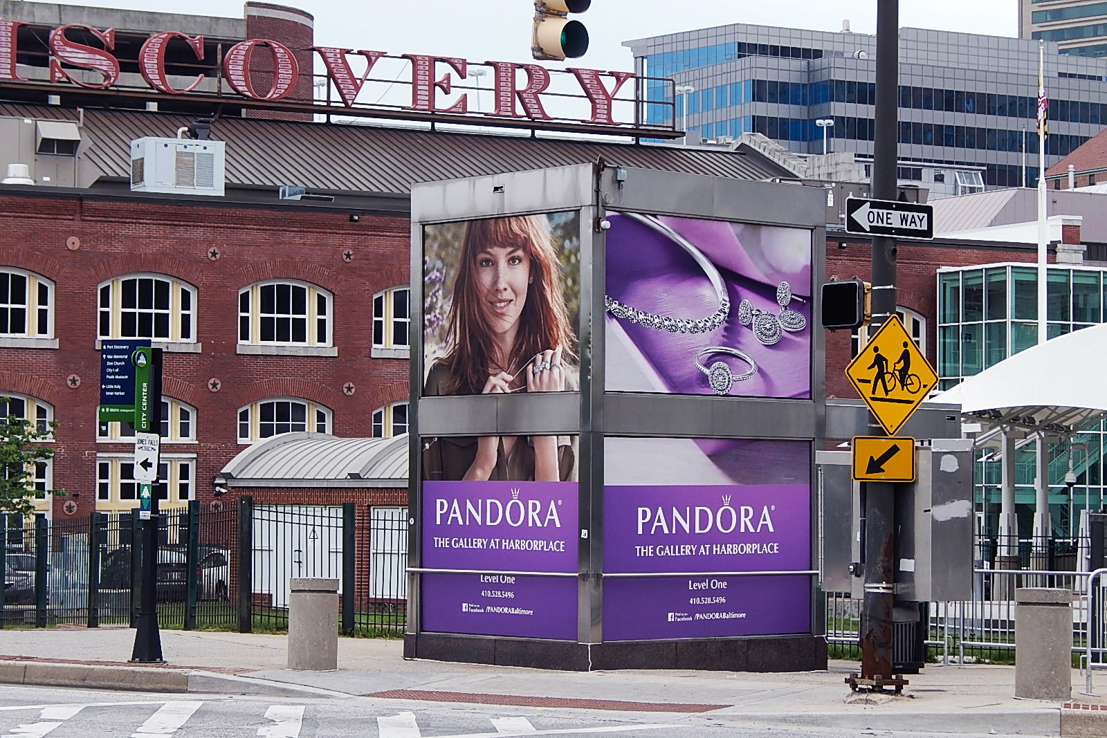 Baltimore, Metro SubwayLink elevator wrap, Baltimore, real DOOH inventory bookable by the hour on Blindspot
