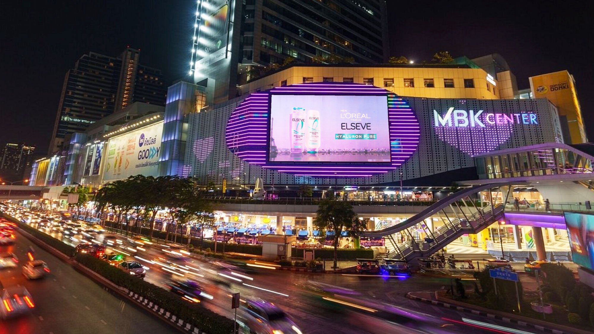 Bangkok, MBK Mega LED, central Bangkok, real DOOH inventory bookable by the hour on Blindspot