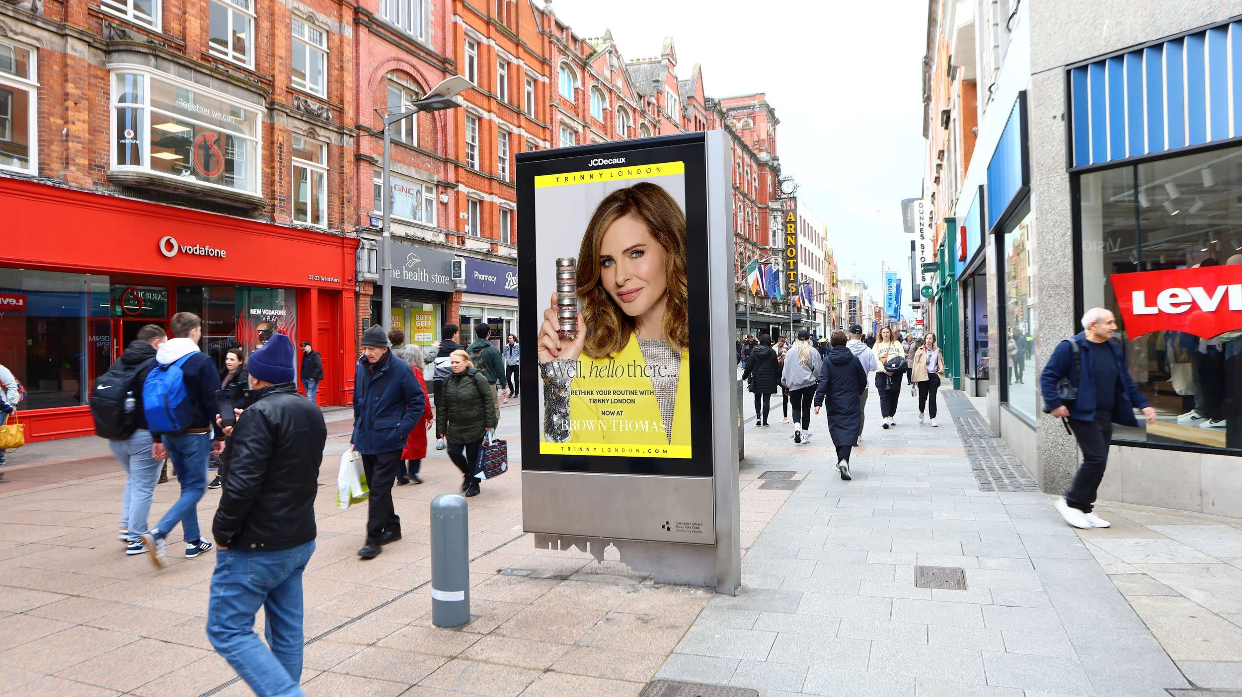 Bristol, Bristol screen 2 - digital out-of-home screen, real DOOH inventory bookable by the hour on Blindspot