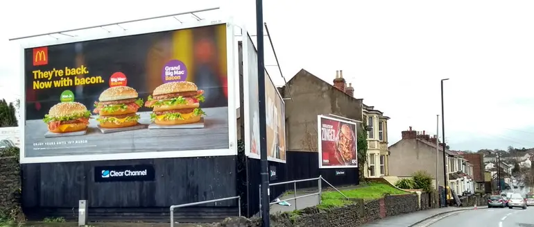 Bristol, Bristol screen 6 - digital out-of-home screen, real DOOH inventory bookable by the hour on Blindspot