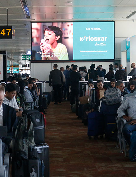 Delhi Airport, T3 domestic departures digital media, real DOOH inventory bookable by the hour on Blindspot