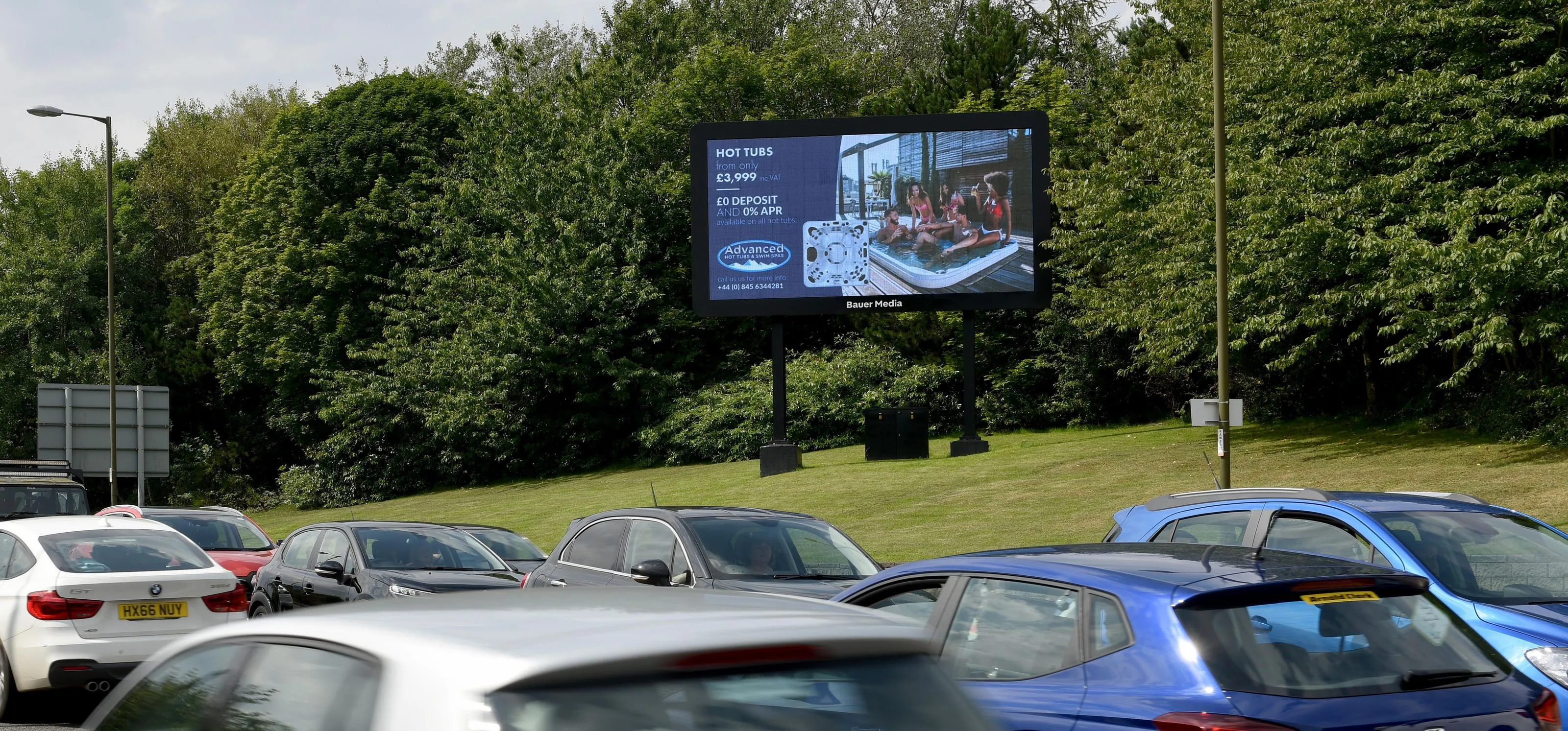 Edinburgh, Roadside digital billboard, Scotland, real DOOH inventory bookable by the hour on Blindspot