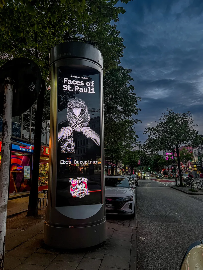 Frankfurt, City Board digital, real DOOH inventory bookable by the hour on Blindspot
