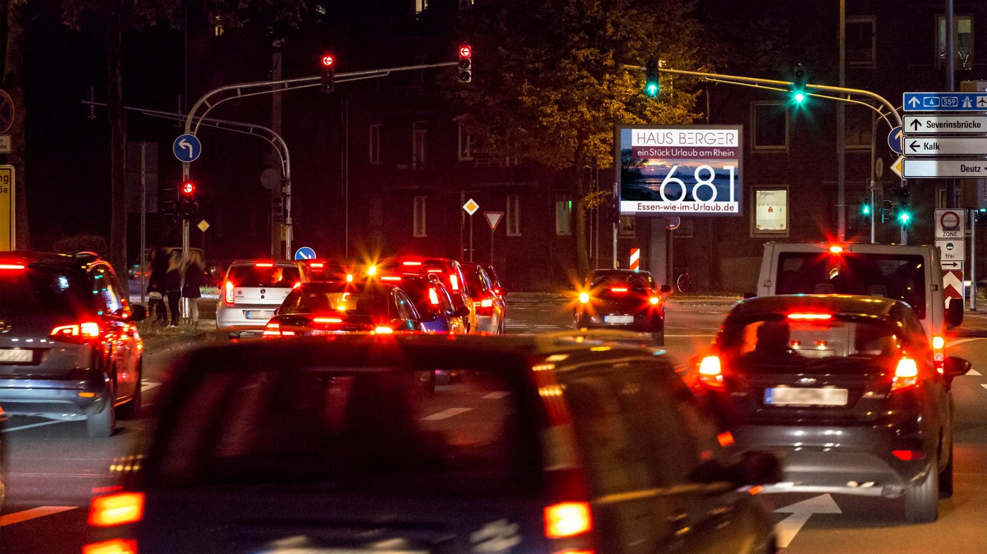 Frankfurt, large-format DOOH inventory bookable by the hour on Blindspot