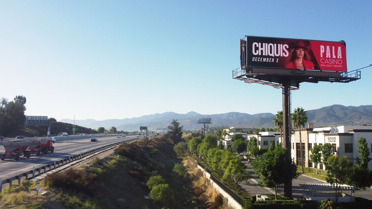 Indianapolis, Digital billboard, aerial, real DOOH inventory bookable by the hour on Blindspot