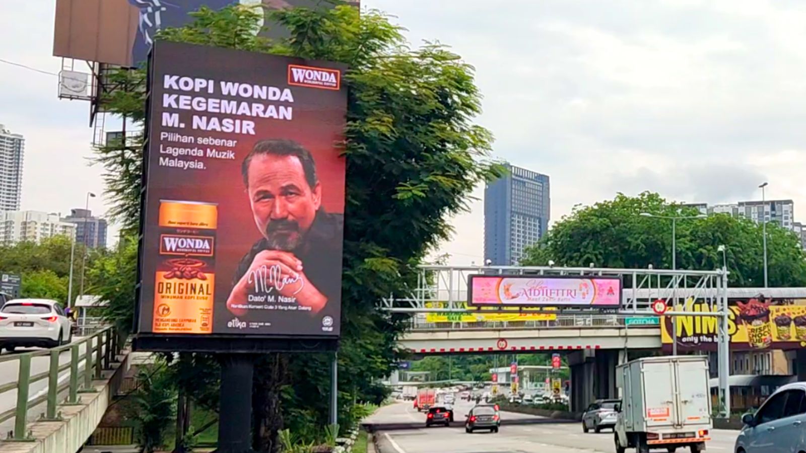 Kuala Lumpur, Klang Valley highways large-format billboard, real DOOH inventory bookable by the hour on Blindspot
