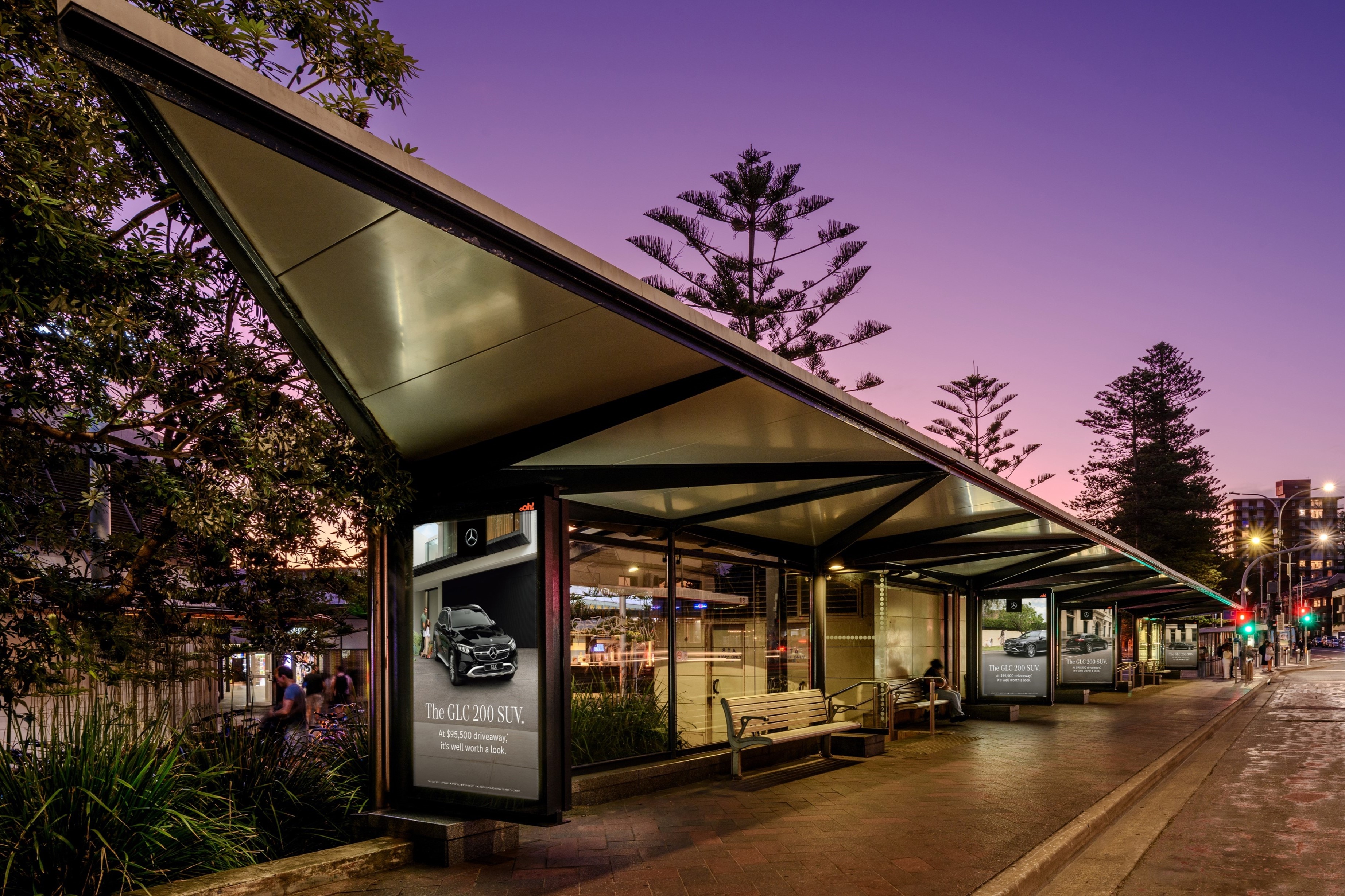 Melbourne, Street furniture (network), real DOOH inventory bookable by the hour on Blindspot
