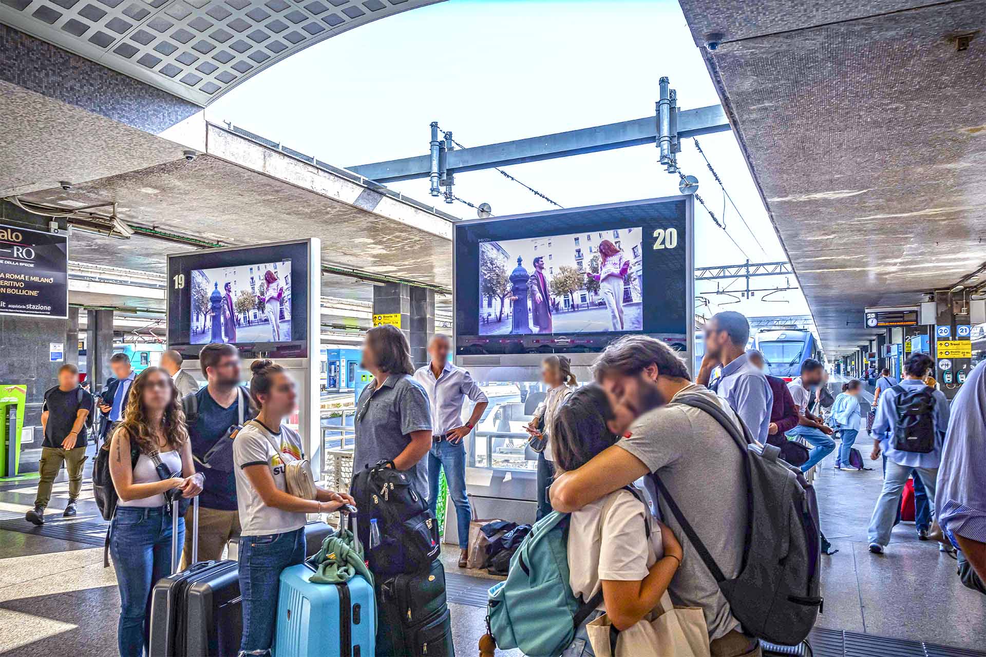 Milan, Station digital network, real DOOH inventory bookable by the hour on Blindspot