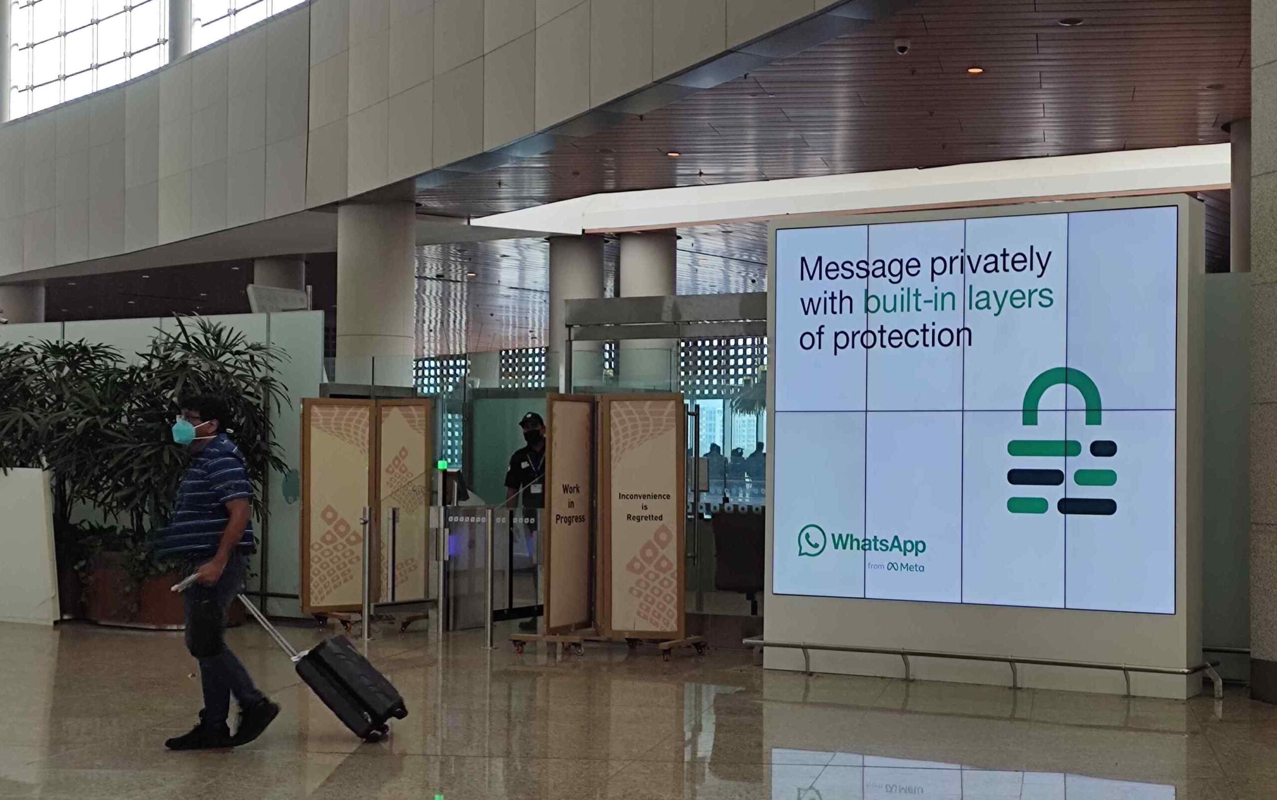 Mumbai, Digital advertising site, Mumbai Airport T2, real DOOH inventory bookable by the hour on Blindspot