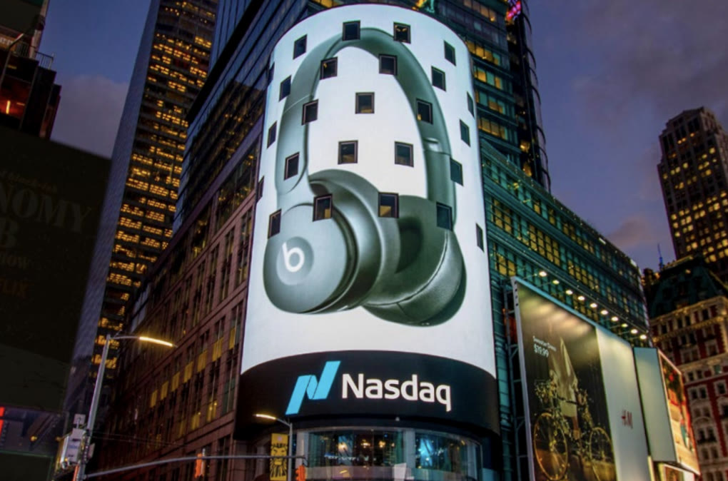 Nasdaq Times Square advertising, real DOOH screens from operator partner Nasdaq MarketSite, bookable by the hour on Blindspot