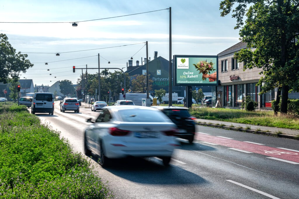 Nuremberg, Leyher Str. - roadside digital panel, real DOOH inventory bookable by the hour on Blindspot