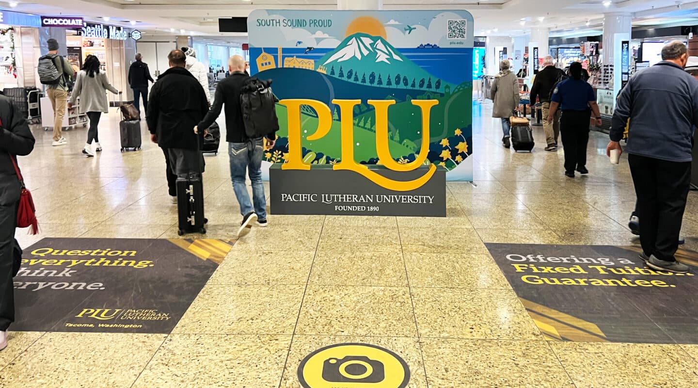 Seattle, Pike Place · digital, real DOOH inventory bookable by the hour on Blindspot
