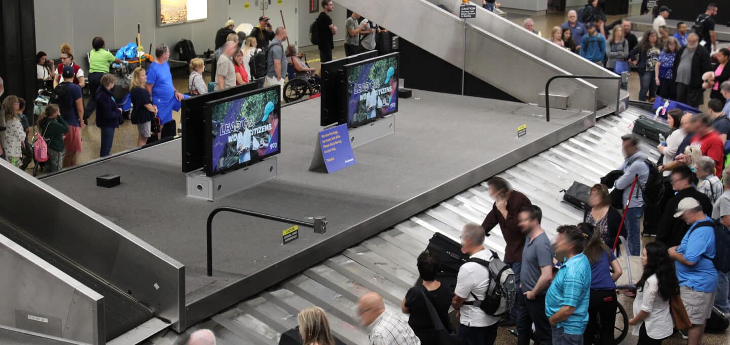 Seattle, large-format DOOH inventory bookable by the hour on Blindspot