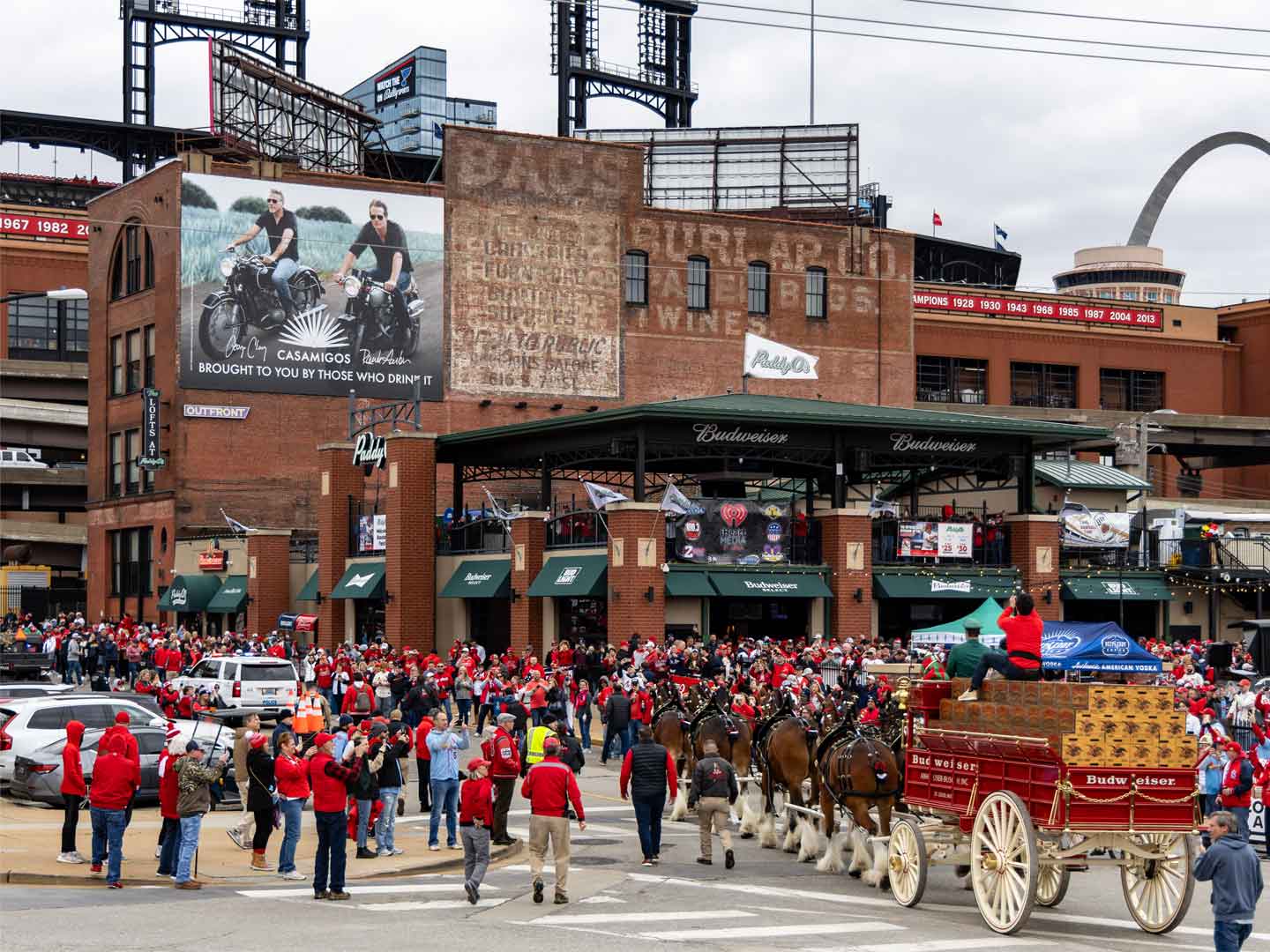 St. Louis, Casamigos creative, St. Louis, real DOOH inventory bookable by the hour on Blindspot