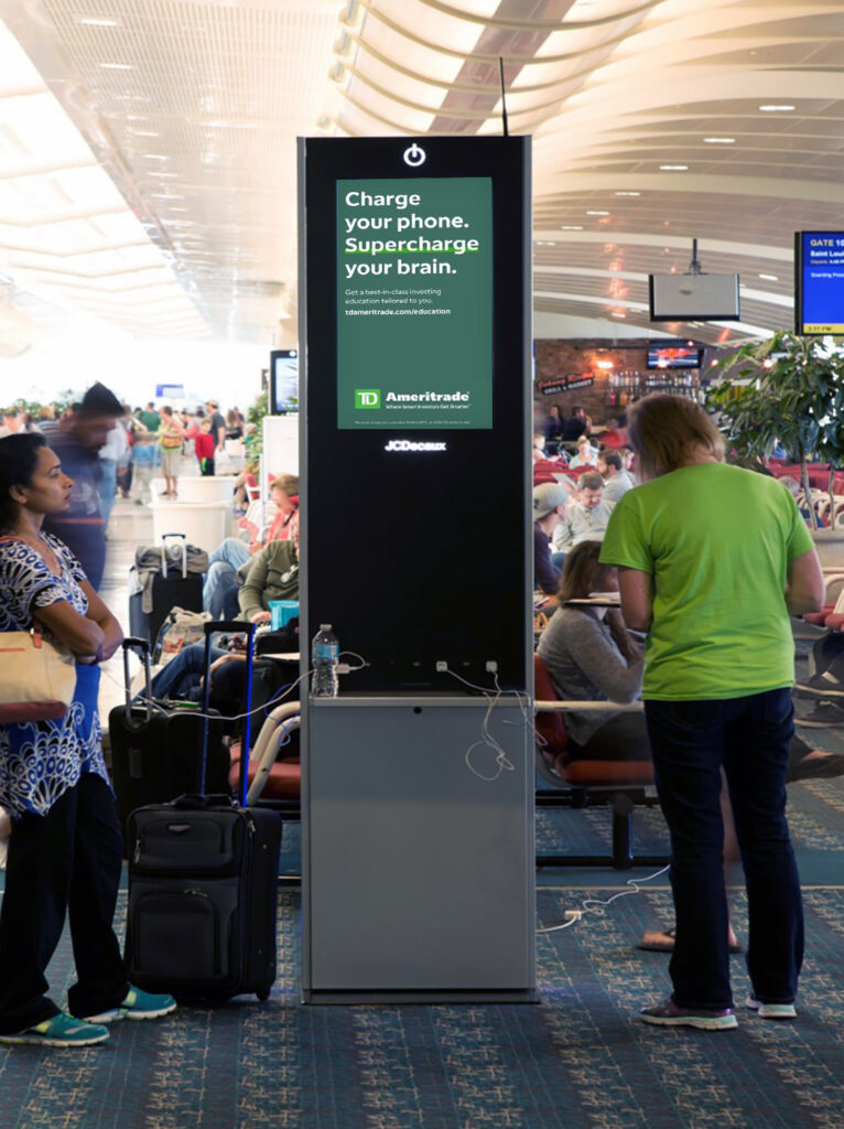 Digital billboards in Airports - amazing displays, amazing offers